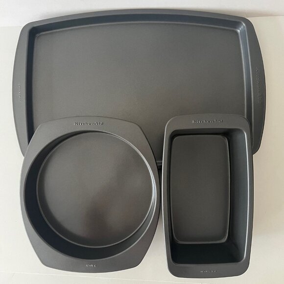 KitchenAid Set of 3 Non Stick Baking Pans- never been used - Picture 1 of 16